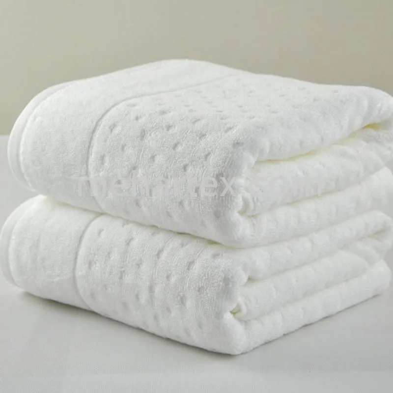 MTY2NzM=/mediabank/images/products/HotelBathTowel392496692_16673.webp