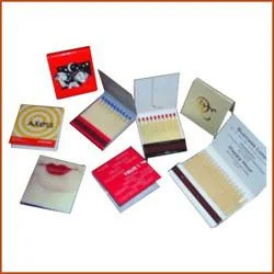 MTcxMzU=/mediabank/images/products/BookMatches1136519761_17135.webp