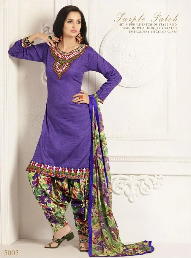 MTkwODA=/mediabank/images/products/DelicateBeautyDesignerSemiStitchSalwarKameezCollections2128724540_19080.webp