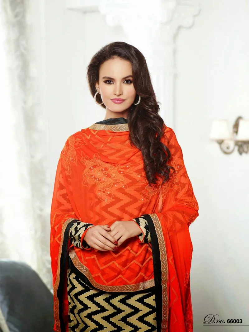 MTkwODA=/mediabank/images/products/SalePrintedDesignerChanderiCottonUnstitchSalwarKameez862425832_19080.webp