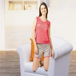MTkyNA==/mediabank/images/products/WomensBarmudaSet1071870178_1924.webp