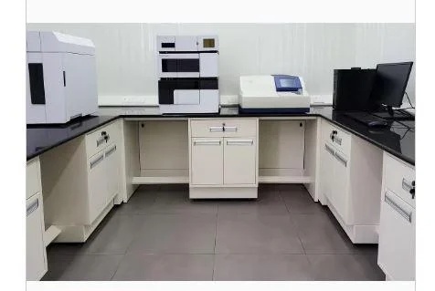 Laboratory Tables