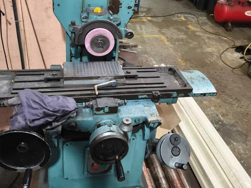 Surface Grinding Machine