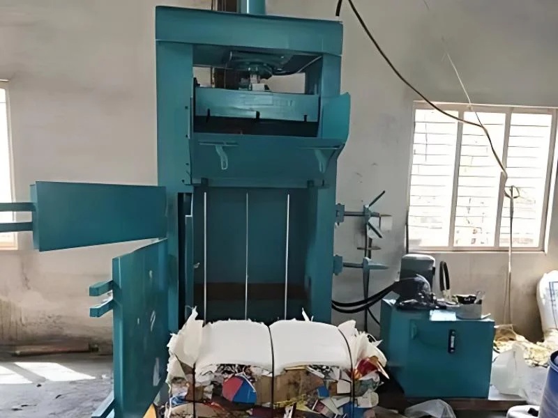 Hydraulic Baling Press