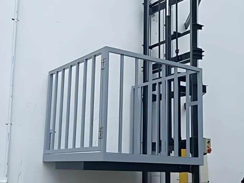 Hydraulic Goods Lift