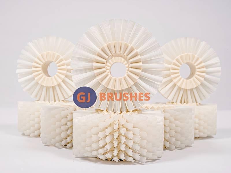 Latex Segment Brush