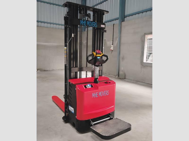 Fully Electric Stacker