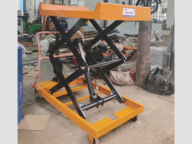 Customized Scissor Lift