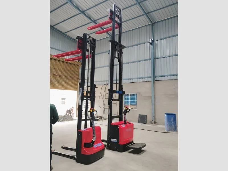 Fully Electric Stacker