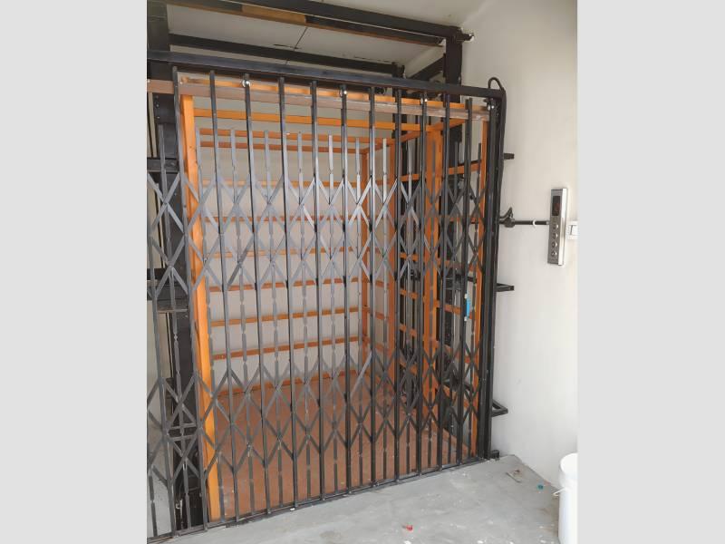 Heavy Goods Lift