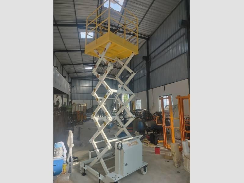 Mobile Scissor Lift