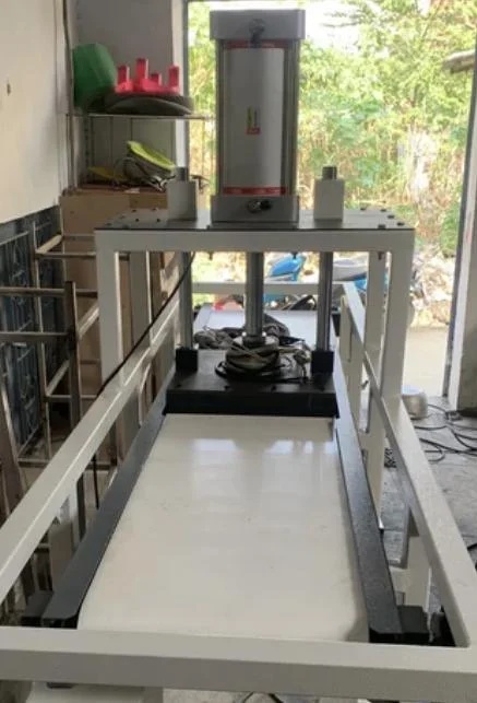 Semi Automatic Paratha Making Machine