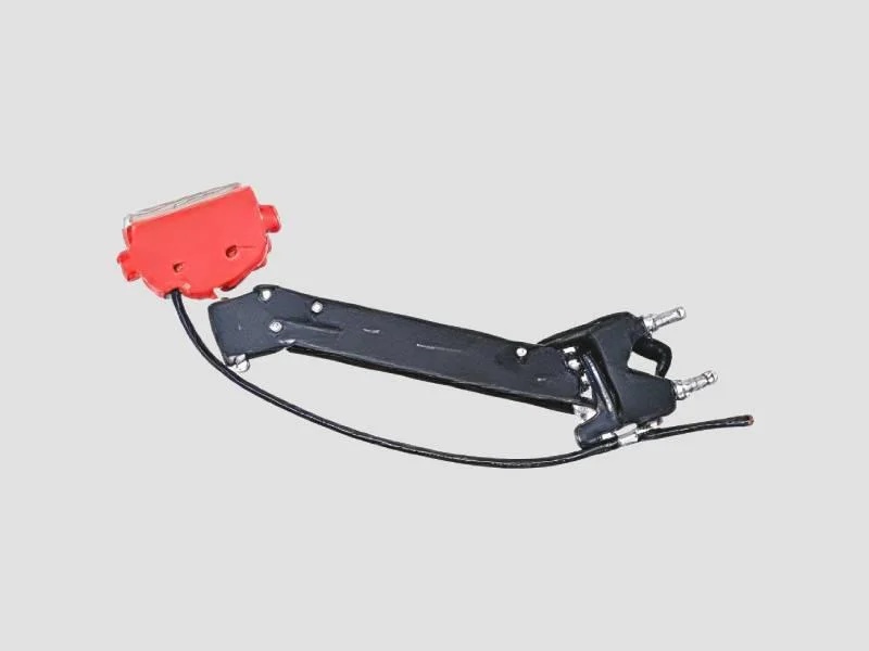 125 A Current Collectors