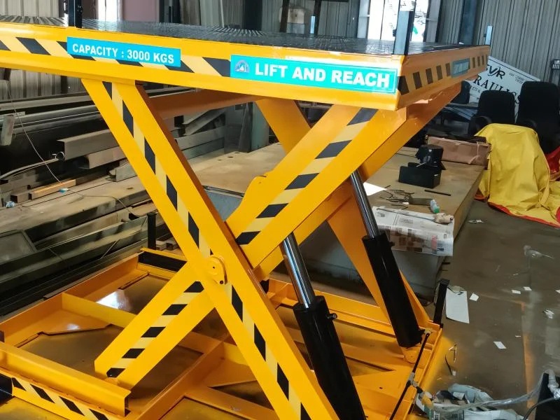 Scissor Lift - Traction