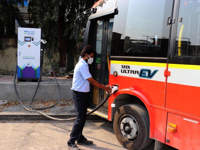 Heavy Vehicle DC Charger: 120/180/240Kw