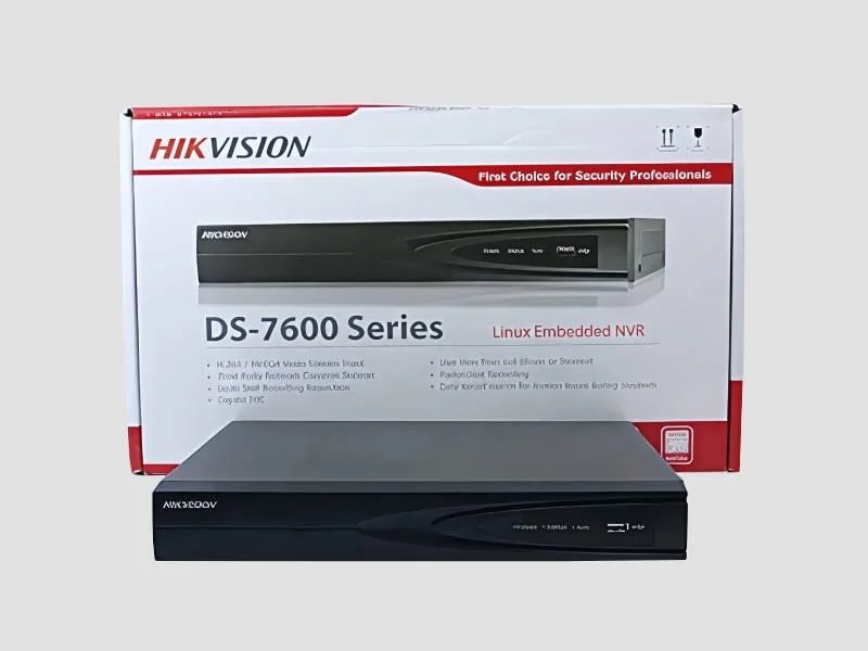 8CH Hikvision Network video recorder DS-7108NI-Q1/M