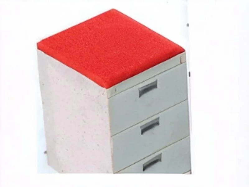Metal With Cushion