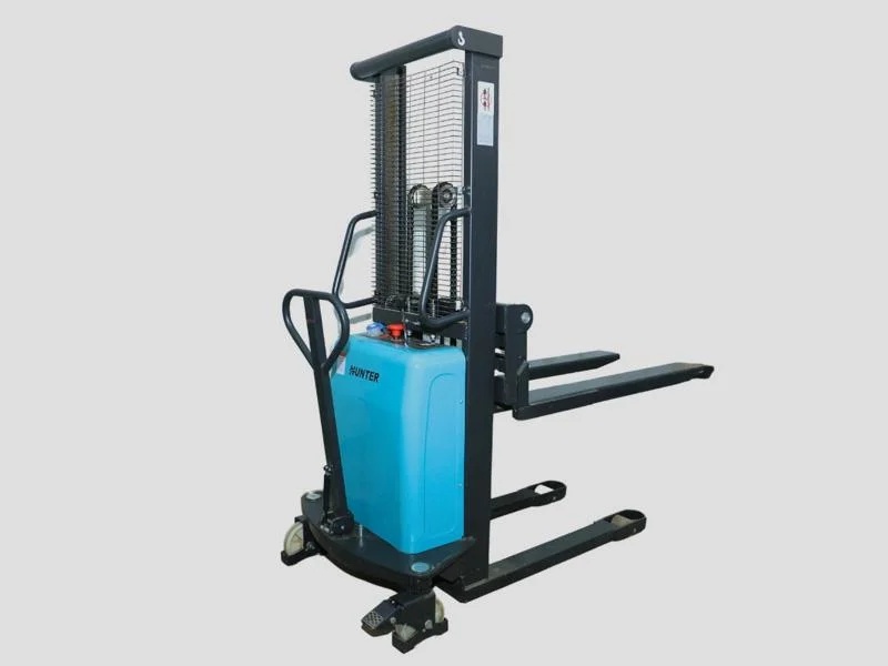 Semi-Electric Stacker 1.5 Ton Capacity With 3m Lifting Height