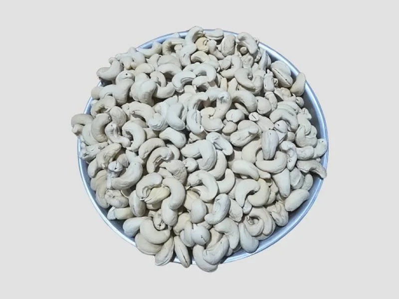 W320 Dried Cashew Nuts
