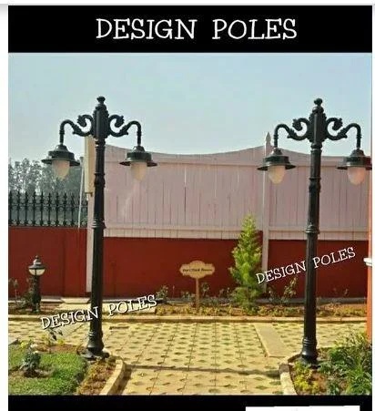 Victorian Lamp Pole for Outdoor Street and Garden Lighting