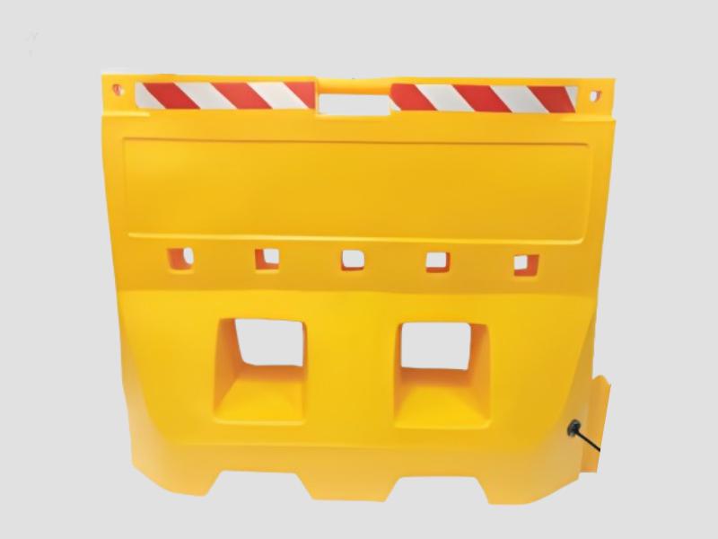 1 MTR Portable Barrier