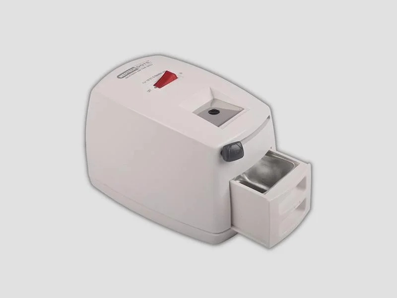 Portable Clinical Needle Destroyer