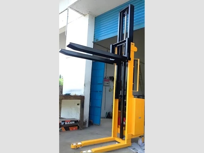 Hi Power Motorized Hydraulic Stacker 