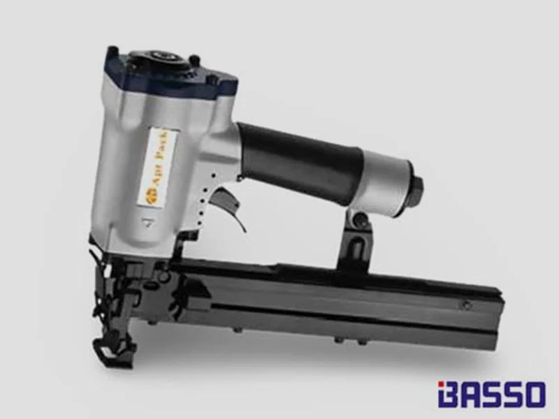 Heavy-Duty Pneumatic Sheathing Stapler S25/38B for Construction