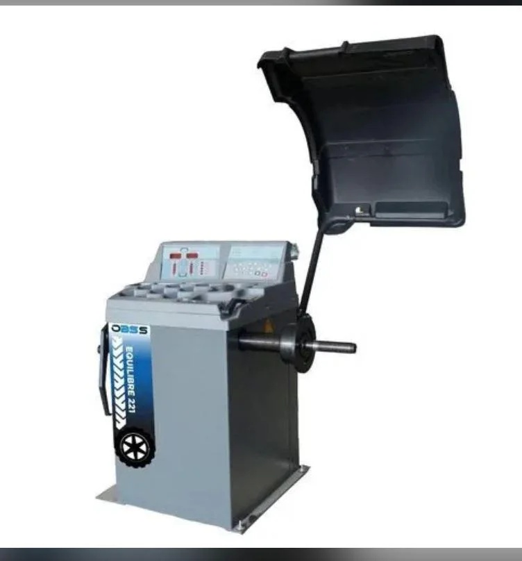 Equilibre 221 Wheel Balancer for Cars â€“ High-Precision Automotive Workshop Equipment