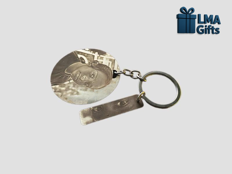 Custom Engraved Metal Photo Tag Keychain For Personalized Gifts