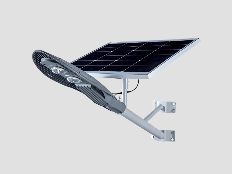 Solar LED Street Light 100 Watt For Highway And Main Road Lighting