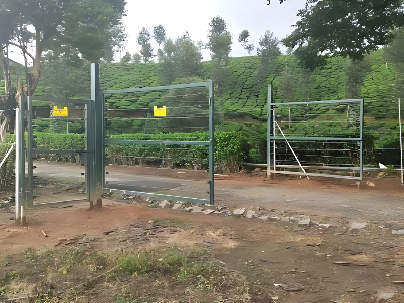 Solar Power Security Fencing System For Perimeter Safety