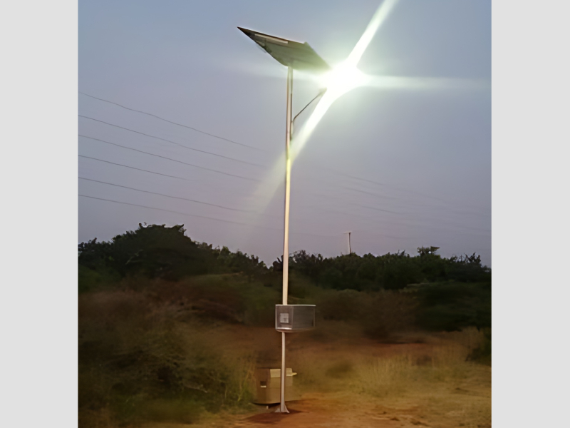 Solar Street Lighting System 60 Watt For Integrated Outdoor Lighting
