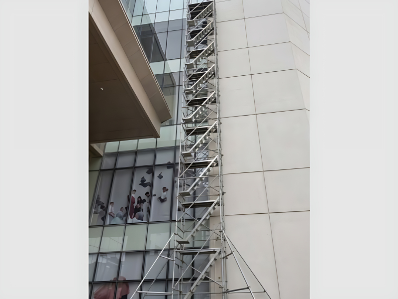 Mobile Access Platform 8m To 30m For Industrial And Rental Use