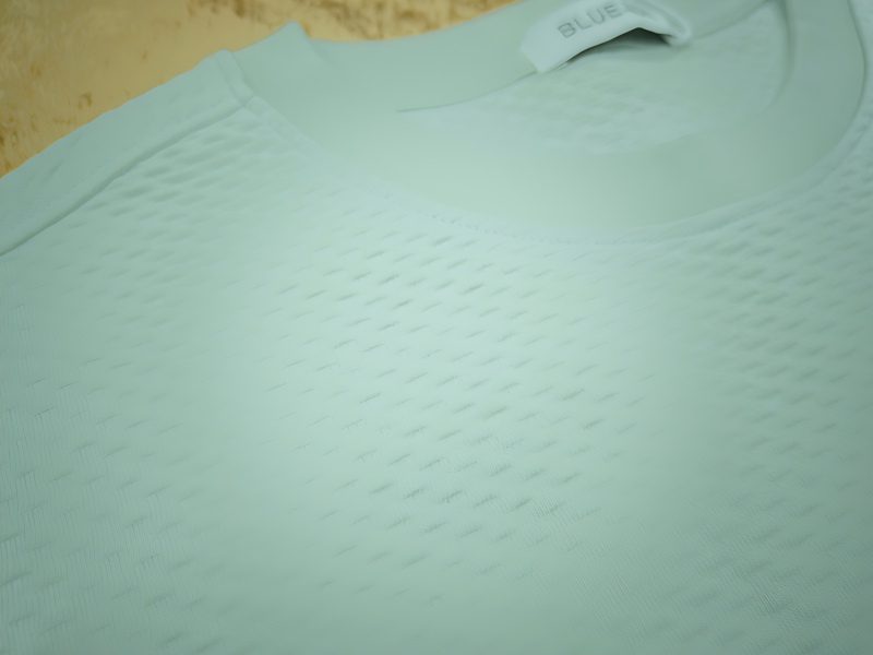 Basic T-Shirt 