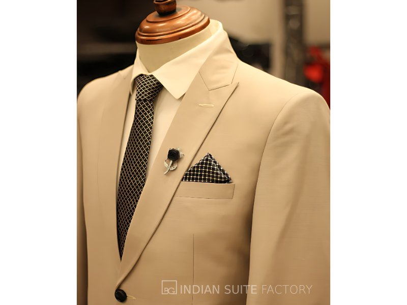Beige wool feel peak lapel 2 piece suit for men