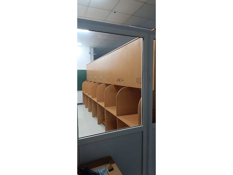 Modular Study Carrel Workstation With Overhead Storage And Partition Design