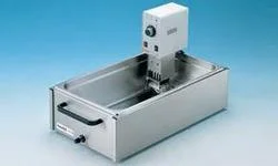 MjM0OTU=/mediabank/images/products/LaboratoryChillerBath579442977_23495.webp