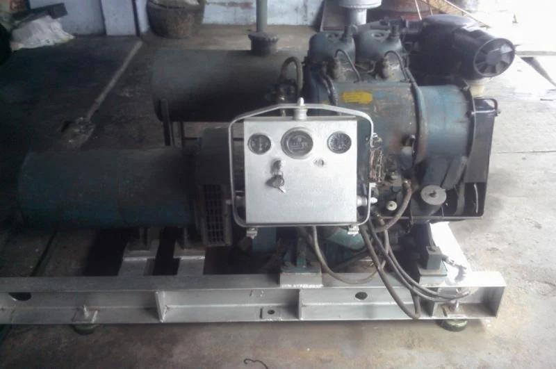 MjQ1NDI=/mediabank/images/products/Generator-15KVA1155489442_24542.webp