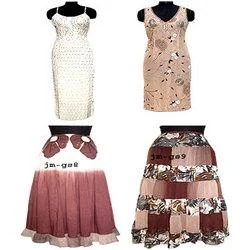NTE5MQ==/mediabank/images/products/BeadedFashionableGarments304042520_5191.webp