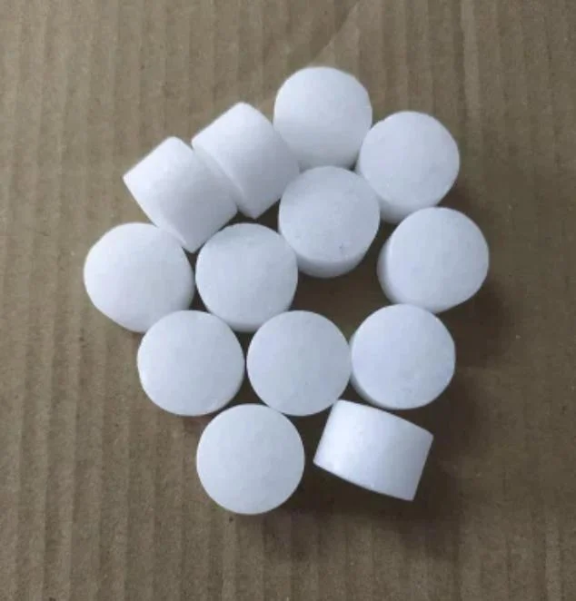 NTM1Mg==/mediabank/images/products/WhiteNaphthaleneBalls267632415_5352.webp