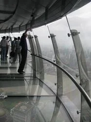 OTU1Ng==/mediabank/images/products/LaminatedGlassFlooring1643352102_9556.webp