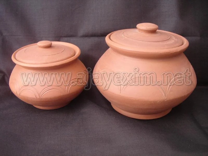 Clay Curd Pot