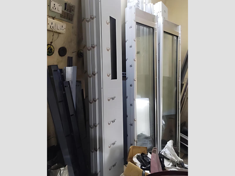 assets/LxlAlbQQiCut-p6BbsgV7.jpg