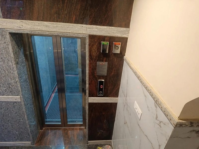 assets/qNN5_yiYQig_vz-PqP81o.jpg