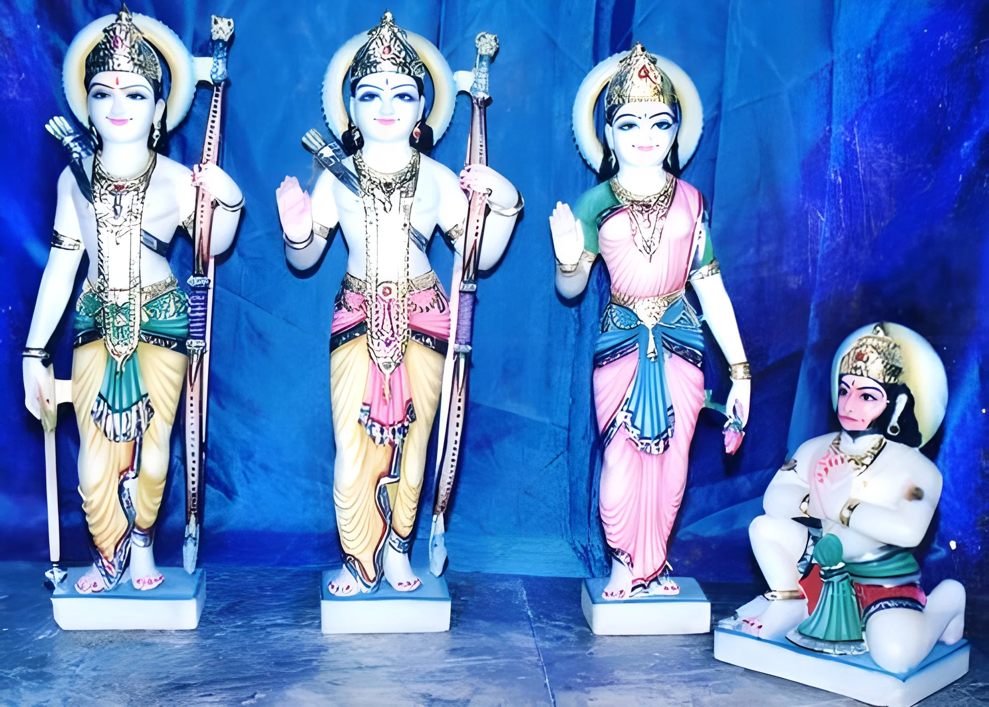 resizeImages/MTM3Nw==/mediabank/images/products/SantShreeDnyaneshMavli238876509_1377.webp