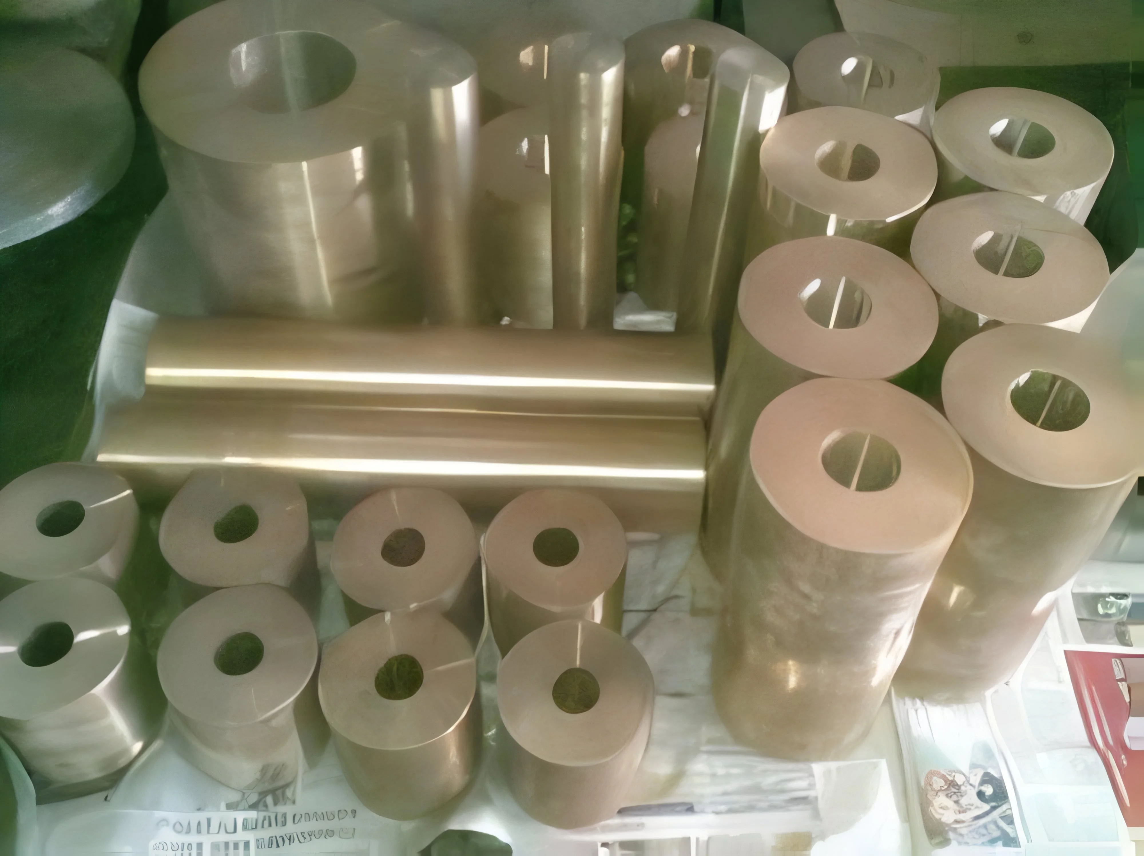 resizeImages/MTU3MDE=/mediabank/images/products/GunMetalBushes534992851_15701.webp