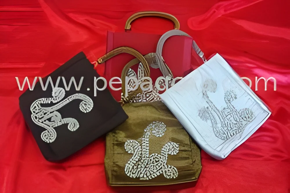 resizeImages/MTc0MjI=/mediabank/images/products/KomalBag011045587247_17422.webp