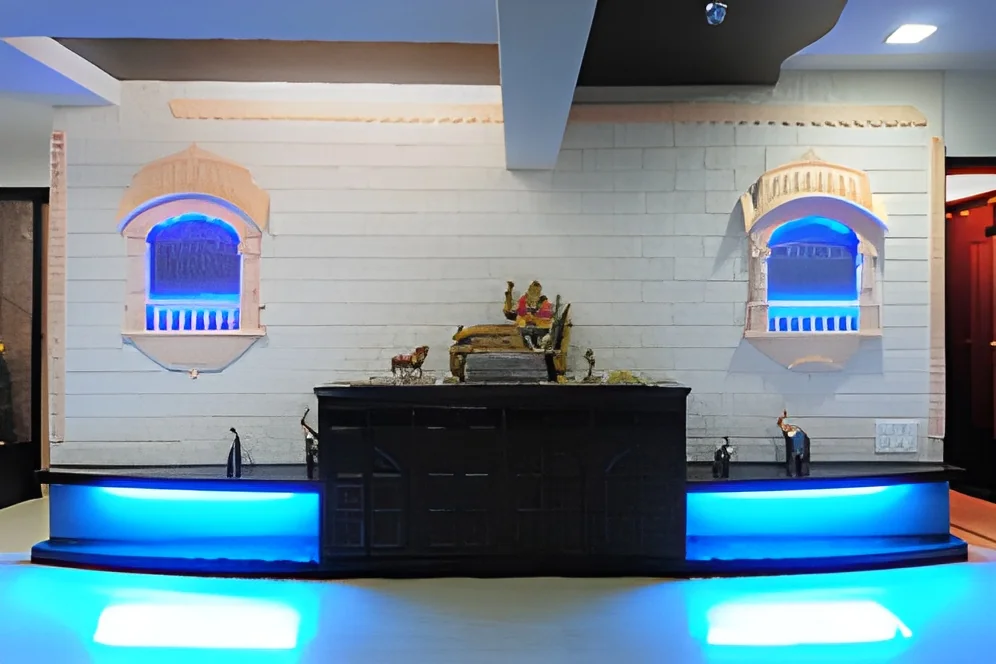 resizeImages/MTg0NQ==/mediabank/images/products/wall-sculptures-250x250.webp