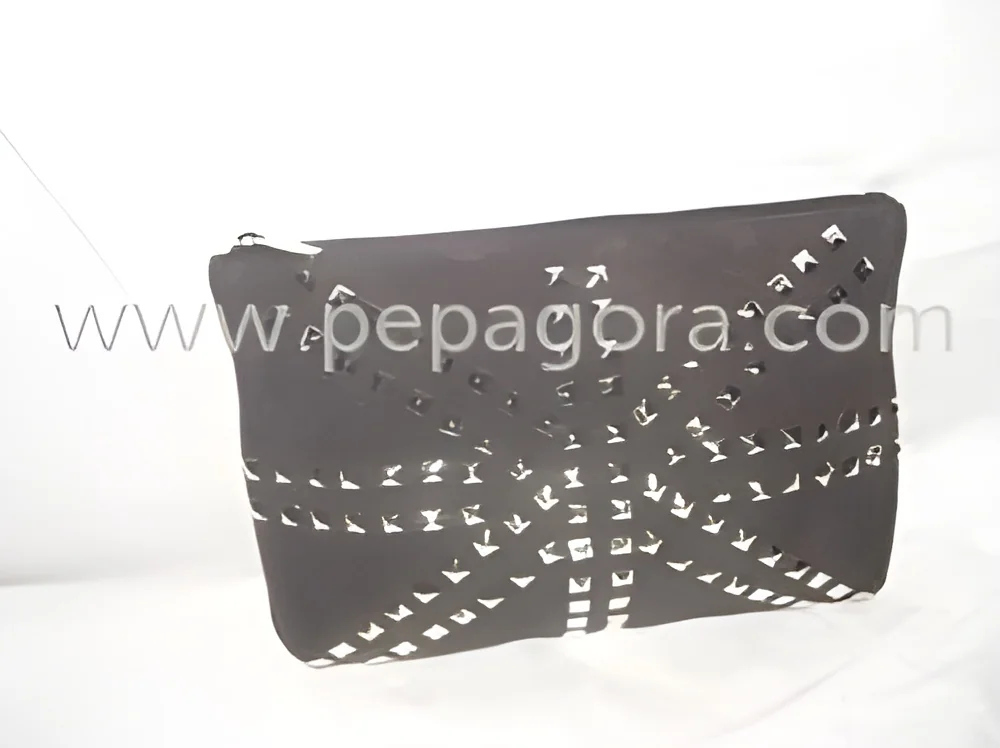 resizeImages/MTgzODE=/mediabank/images/products/LadiesDesignerWallets435702937_18381.webp